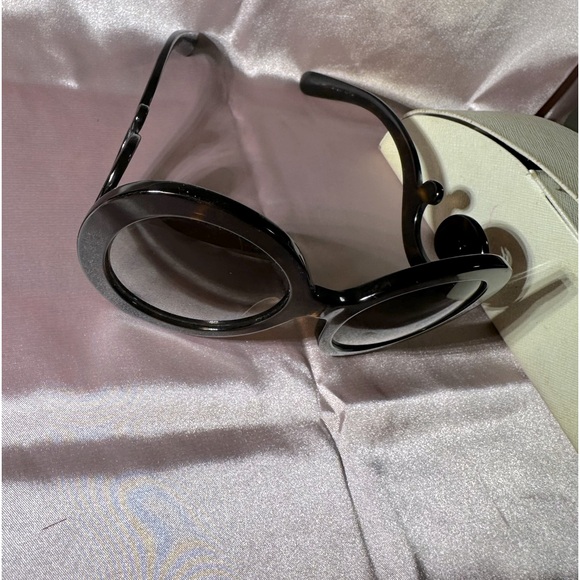 PRADA Minimal Baroque Sunglasses Brown - Picture 5 of 17